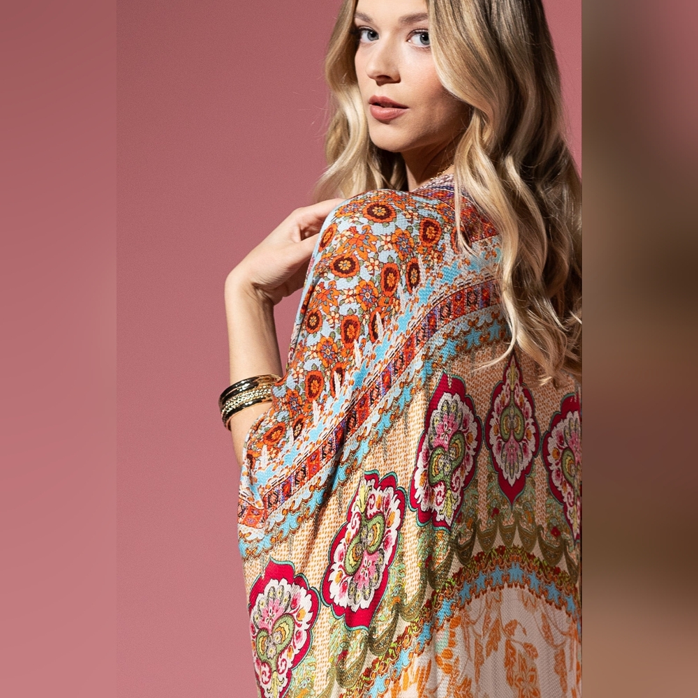 Detailed Floral & Demask Print Kimono on Jacquard Fabric w Golden Fringe Tassels - Picture 2 of 9